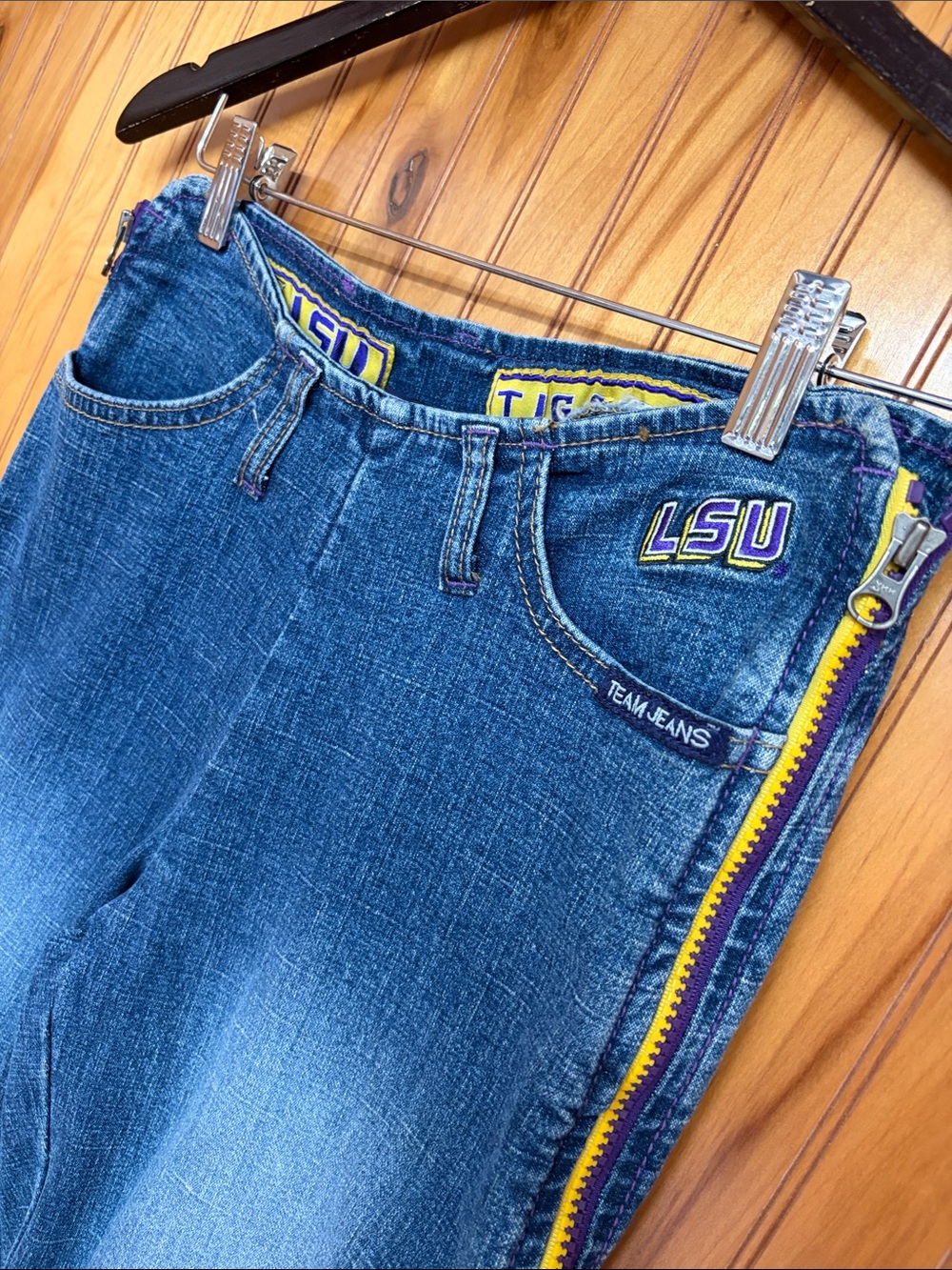 NWT VTG Y2K Team Jeans LSU
Tigers Both Legs-Side Full Zip
Wide Denim 3/4x32